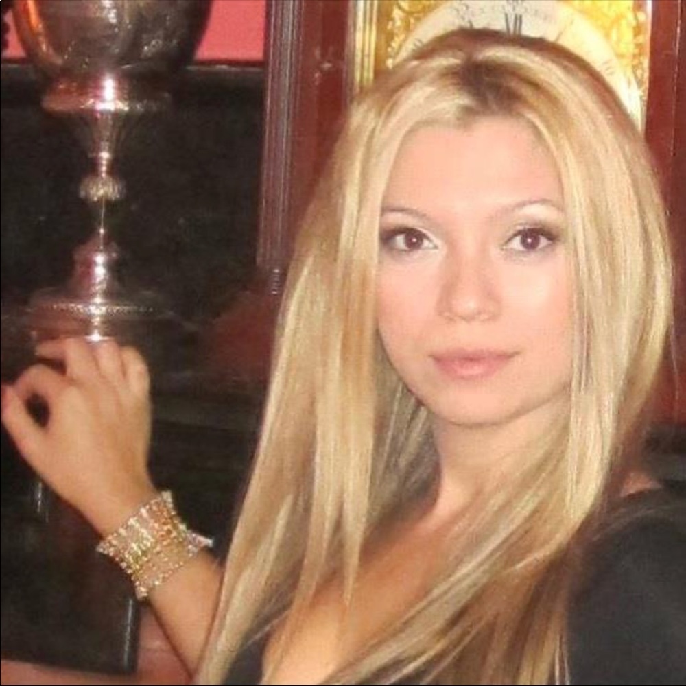 Meet your Posher, Sara